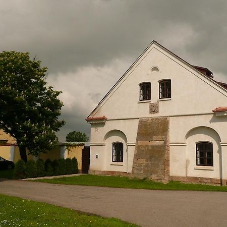 Statek Chmelovice Hotel Eksteriør billede